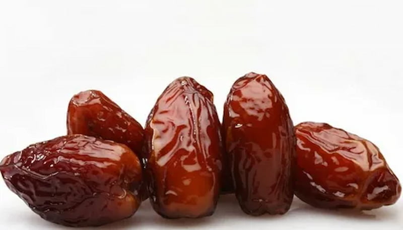 خرما مضافتی بم درجه یک انتخابی مناسب برای پذیرایی
